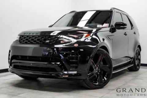 Black 2022 Land Rover Discovery HSE R-Dynamic for sale in Marietta, GA