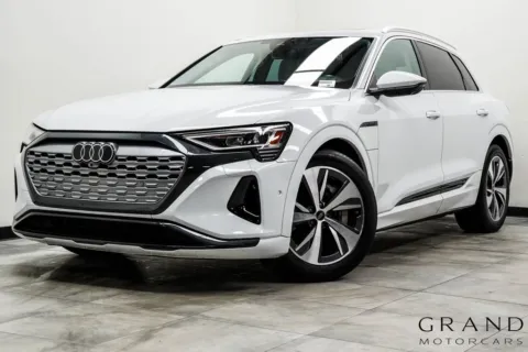 White 2024 Audi Q8 e-tron Premium Plus for sale in Marietta, GA