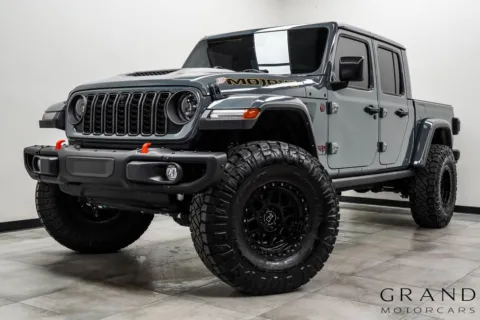 Gray 2024 Jeep Gladiator Mojave for sale in Marietta, GA