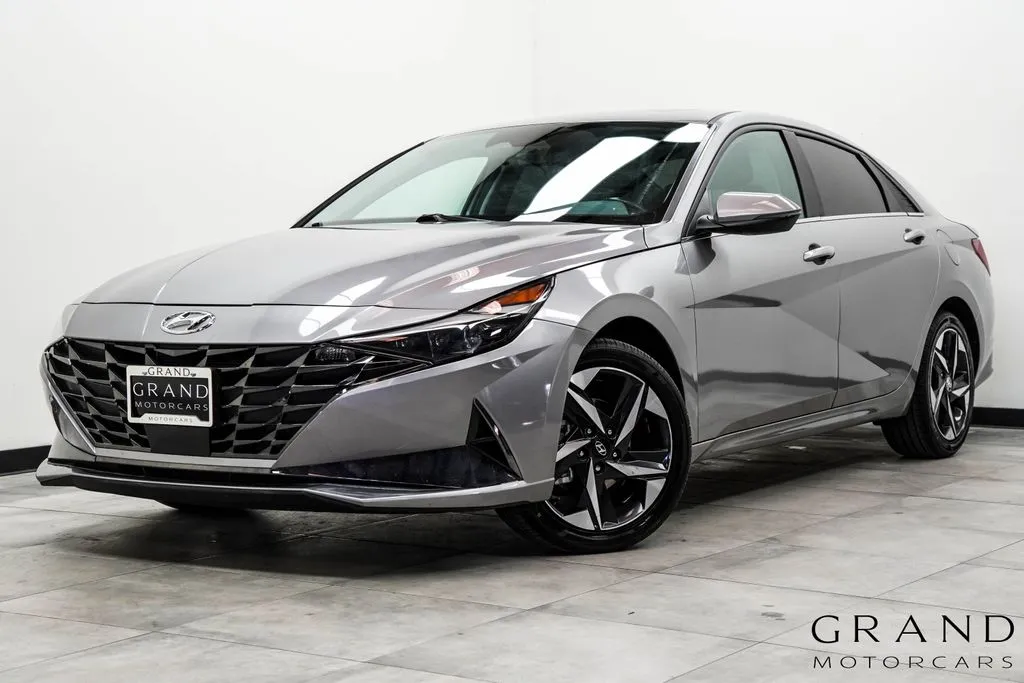 Silver 2021 Hyundai Elantra Limited for sale in Marietta, GA