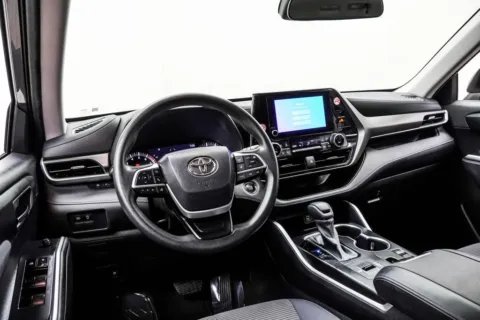 More photos of 2023 Toyota Highlander L at Grand Motorcars Marietta, GA