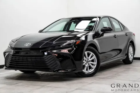 Black 2025 Toyota Camry LE for sale in Marietta, GA
