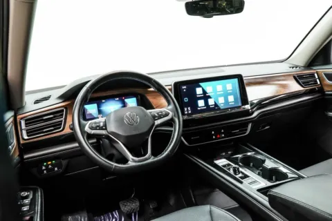 More photos of 2024 Volkswagen Atlas 2.0T SE w/Technology at Grand Motorcars Marietta, GA