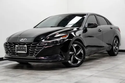 Black 2023 Hyundai Elantra Limited for sale in Marietta, GA