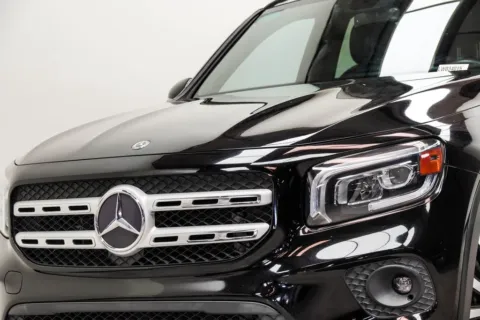 Photos of 2020 Mercedes-Benz GLB 250 for sale in Marietta, GA at Grand Motorcars Marietta