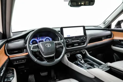 More photos of 2024 Toyota Grand Highlander Limited at Grand Motorcars Marietta, GA