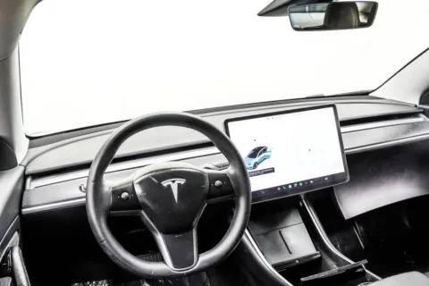More photos of 2020 Tesla Model 3 Standard Range Plus at Grand Motorcars Marietta, GA