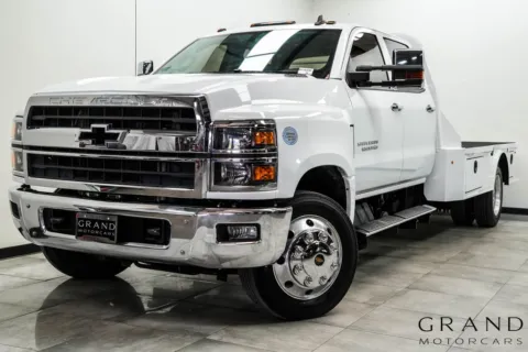 White 2019 Chevrolet Silverado 6500 HD 1LT for sale in Marietta, GA