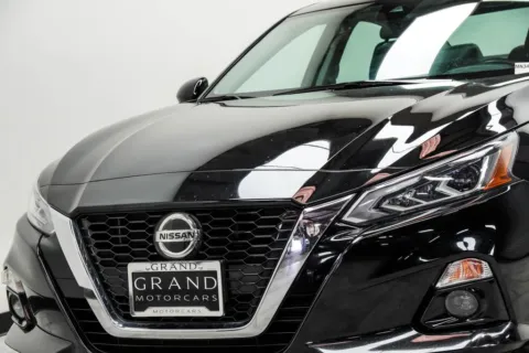 Photos of 2021 Nissan Altima 2.5 SL for sale in Marietta, GA at Grand Motorcars Marietta