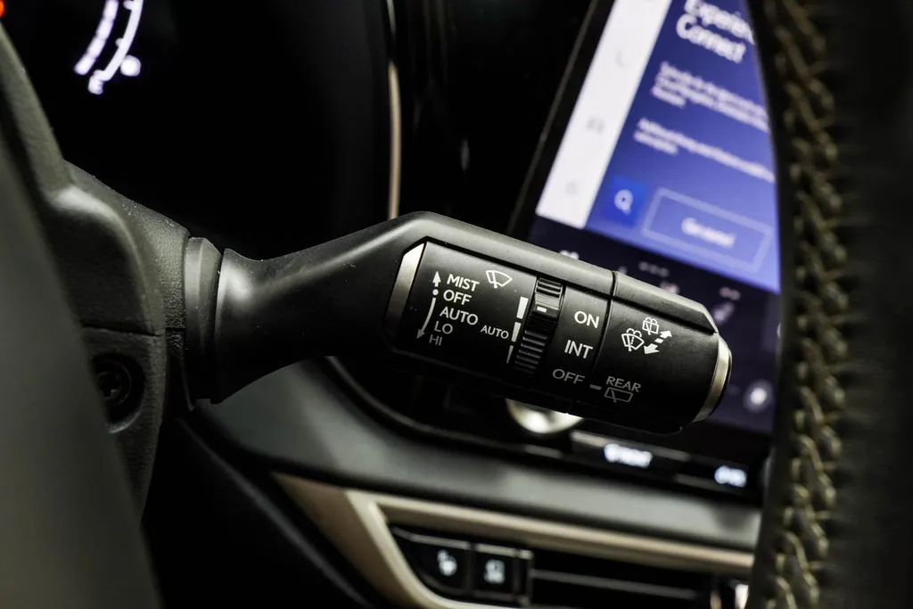 2023 Lexus RX 350 F SPORT - Photo 40