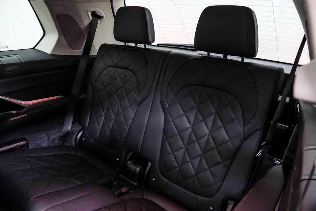 2025 BMW X7 40i - Photo 20