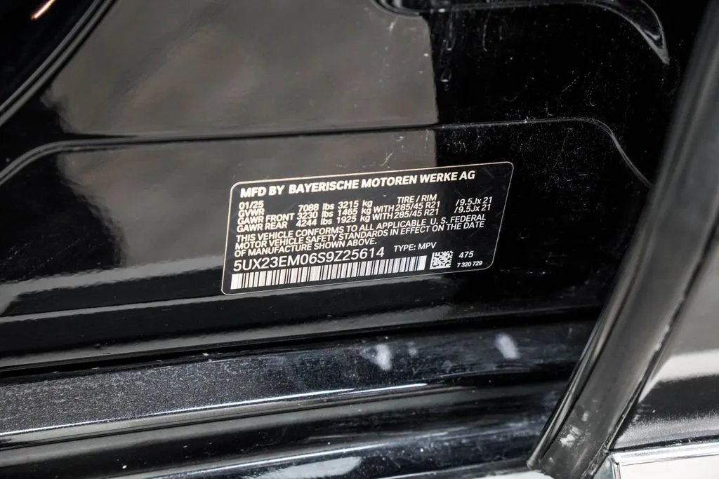 2025 BMW X7 40i - Photo 51