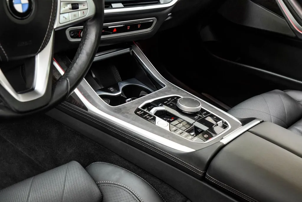 2025 BMW X7 40i - Photo 23
