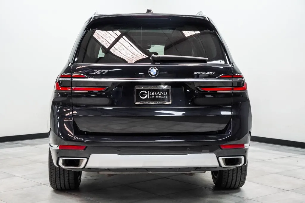 2025 BMW X7 40i - Photo 11