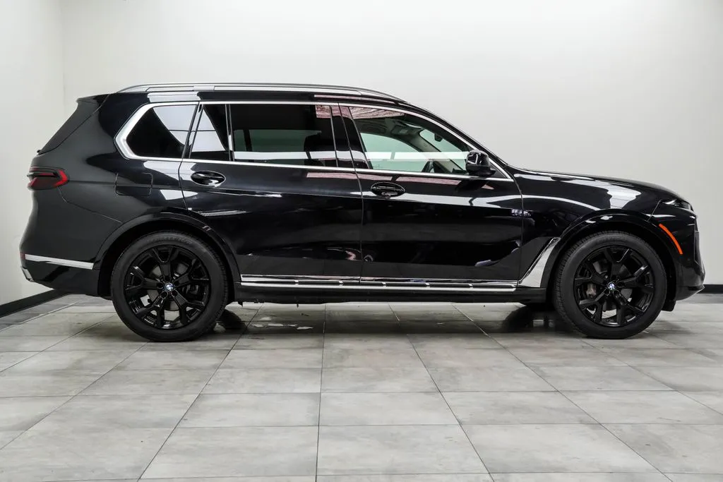 2025 BMW X7 40i - Photo 7