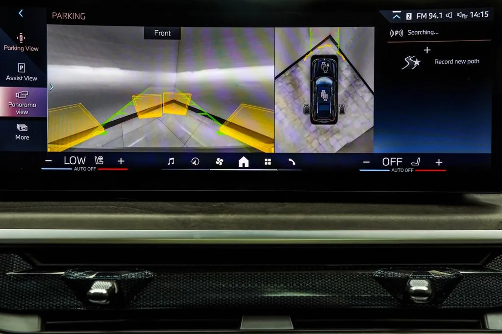 2025 BMW X7 40i - Photo 40
