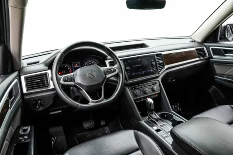 More photos of 2021 Volkswagen Atlas 3.6L V6 SE w/Technology at Grand Motorcars Marietta, GA