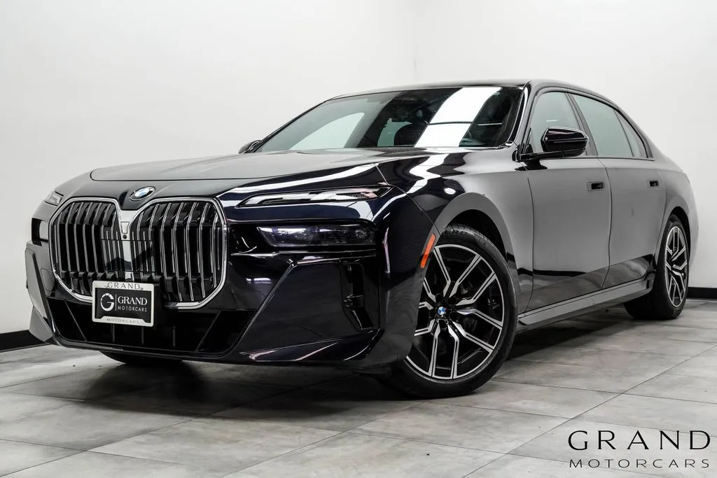 Black 2023 BMW 7 Series 760i xDrive for sale in Marietta, GA