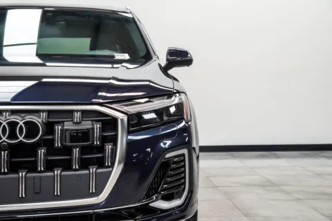 More photos of 2025 Audi Q7 55 Premium Plus at Grand Motorcars Marietta, GA