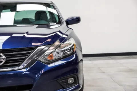 More photos of 2016 Nissan Altima 3.5 SR at Grand Motorcars Marietta, GA