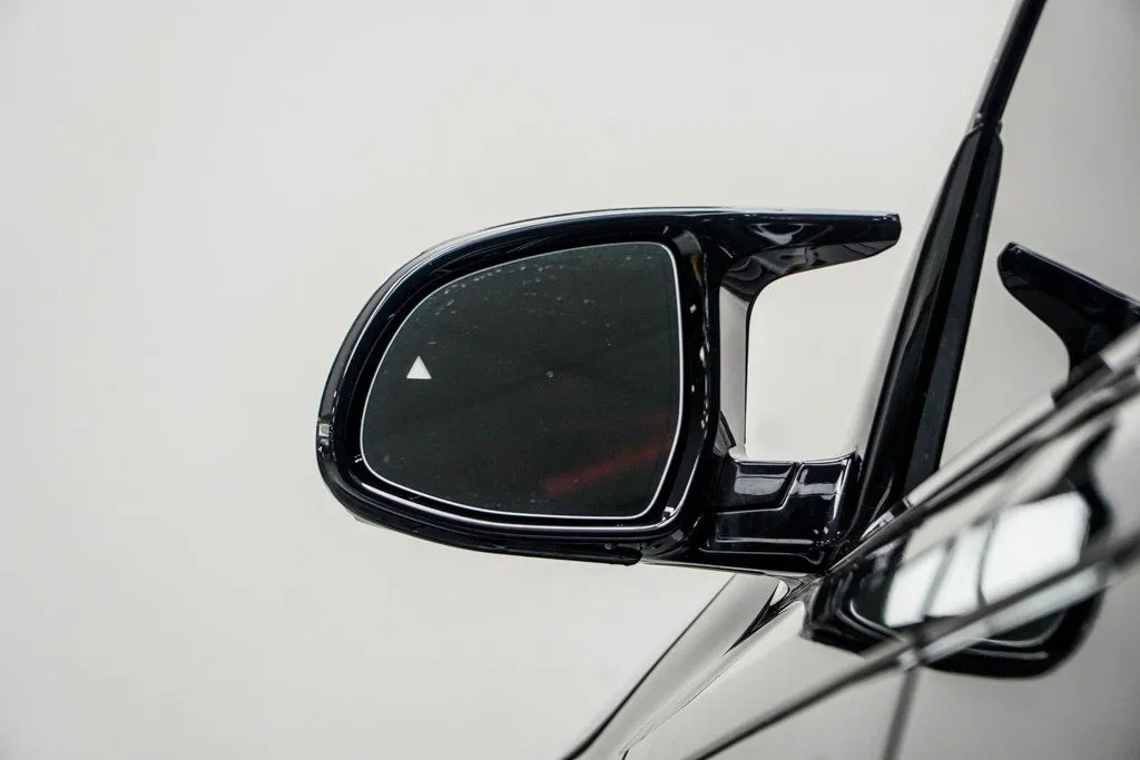 2026 BMW XM Base - Photo 17