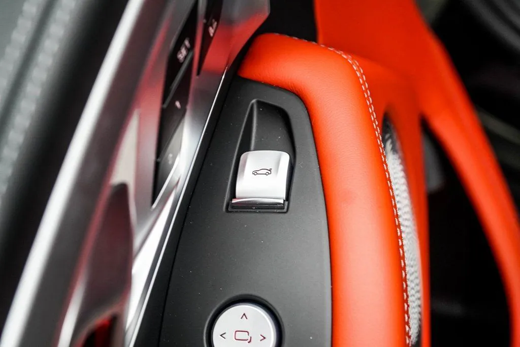 2026 BMW XM Base - Photo 46