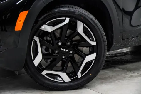 More photos of 2024 Kia Seltos SX at Grand Motorcars Marietta, GA