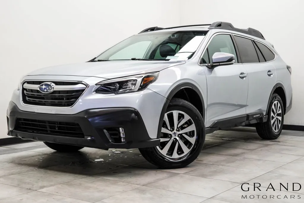 Silver 2022 Subaru Outback Premium for sale in Marietta, GA