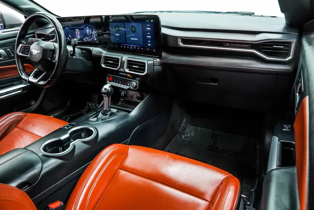 2024 Ford Mustang EcoBoost Premium - Photo 21