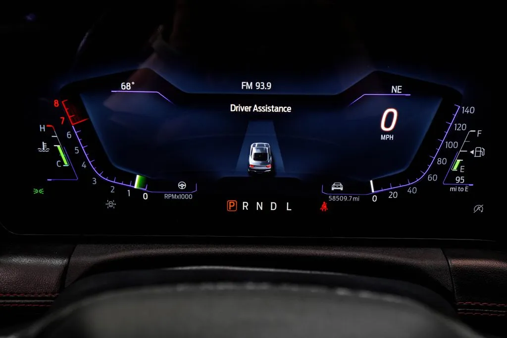 2024 Ford Mustang EcoBoost Premium - Photo 34
