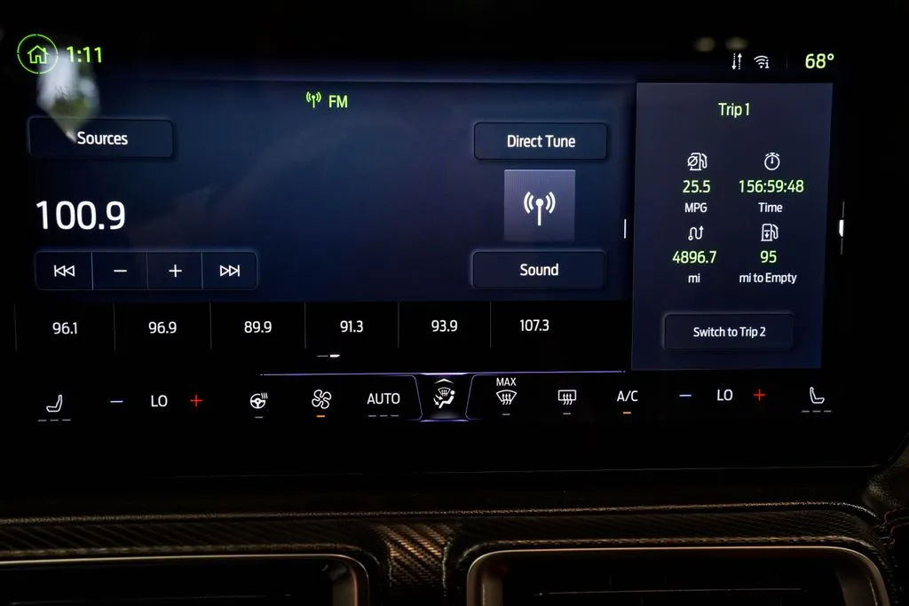 2024 Ford Mustang EcoBoost Premium - Photo 30