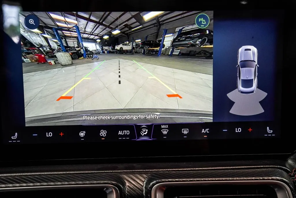2024 Ford Mustang EcoBoost Premium - Photo 32