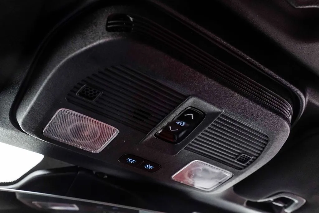 2024 Ford Mustang EcoBoost Premium - Photo 38