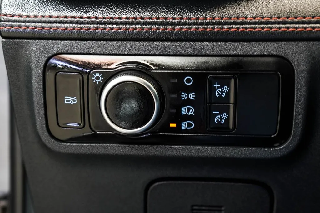 2024 Ford Mustang EcoBoost Premium - Photo 39