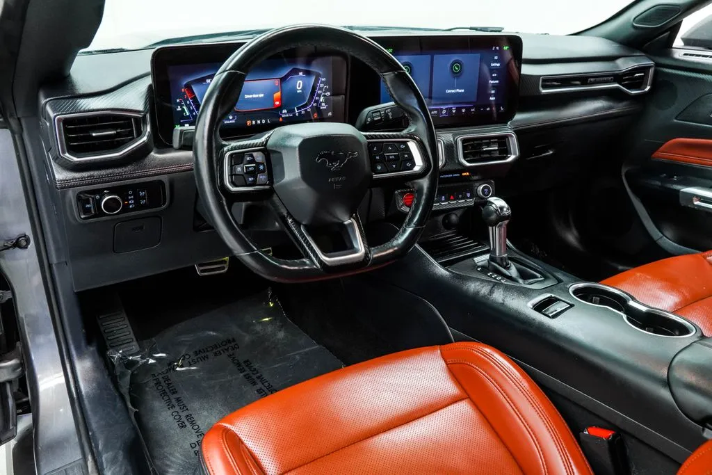 2024 Ford Mustang EcoBoost Premium - Photo 19