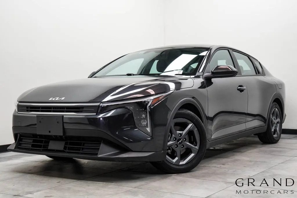 Gray 2025 Kia K4 LXS for sale in Marietta, GA