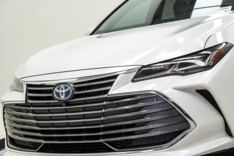 Photos of 2019 Toyota Avalon Hybrid Limited for sale in Marietta, GA at Grand Motorcars Marietta