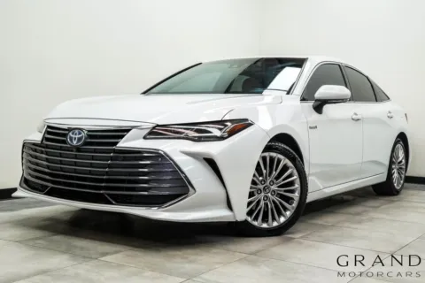 Unknown 2019 Toyota Avalon Hybrid Limited for sale in Marietta, GA