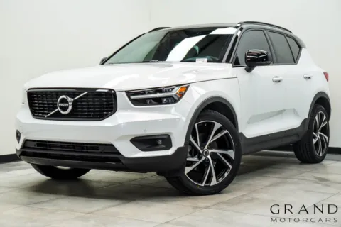 White 2021 Volvo XC40 R-Design for sale in Marietta, GA