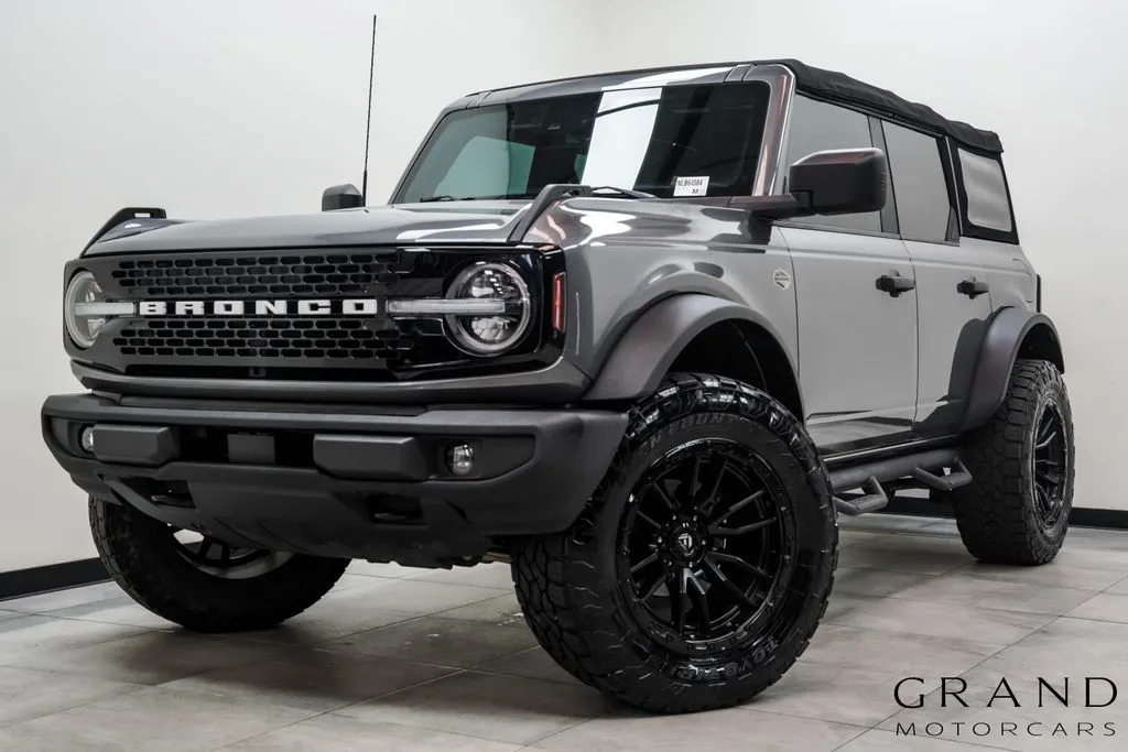 Gray 2022 Ford Bronco Wildtrak for sale in Marietta, GA