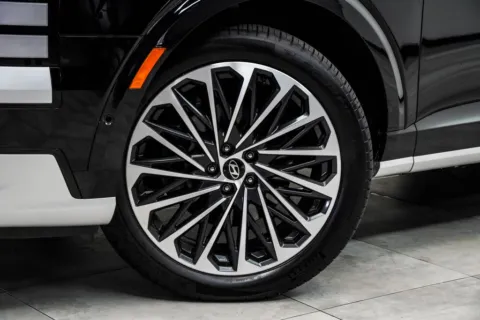 More photos of 2026 Hyundai Palisade Calligraphy at Grand Motorcars Marietta, GA