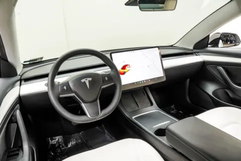 More photos of 2022 Tesla Model 3 Long Range at Grand Motorcars Marietta, GA