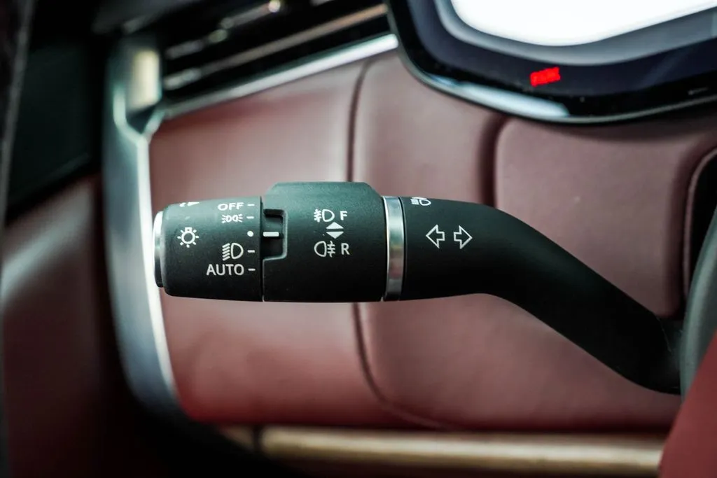 2024 Land Rover Range Rover SE - Photo 39