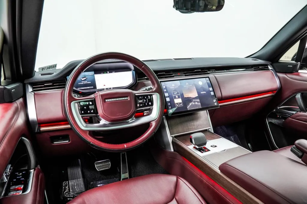 2024 Land Rover Range Rover SE - Photo 4