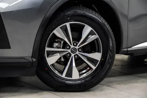 More photos of 2023 Nissan Murano SV at Grand Motorcars Marietta, GA
