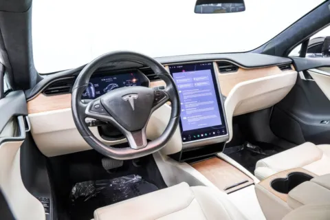 More photos of 2020 Tesla Model S Long Range at Grand Motorcars Marietta, GA