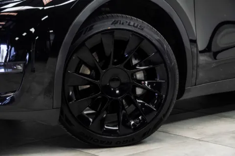 More photos of 2024 Tesla Model Y Long Range at Grand Motorcars Marietta, GA