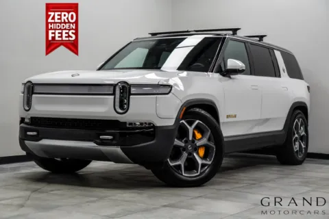 White 2023 Rivian R1S Adventure Quad Motor Large Pack for sale in Marietta, GA