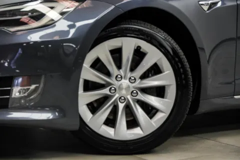 More photos of 2020 Tesla Model S Long Range Plus at Grand Motorcars Marietta, GA