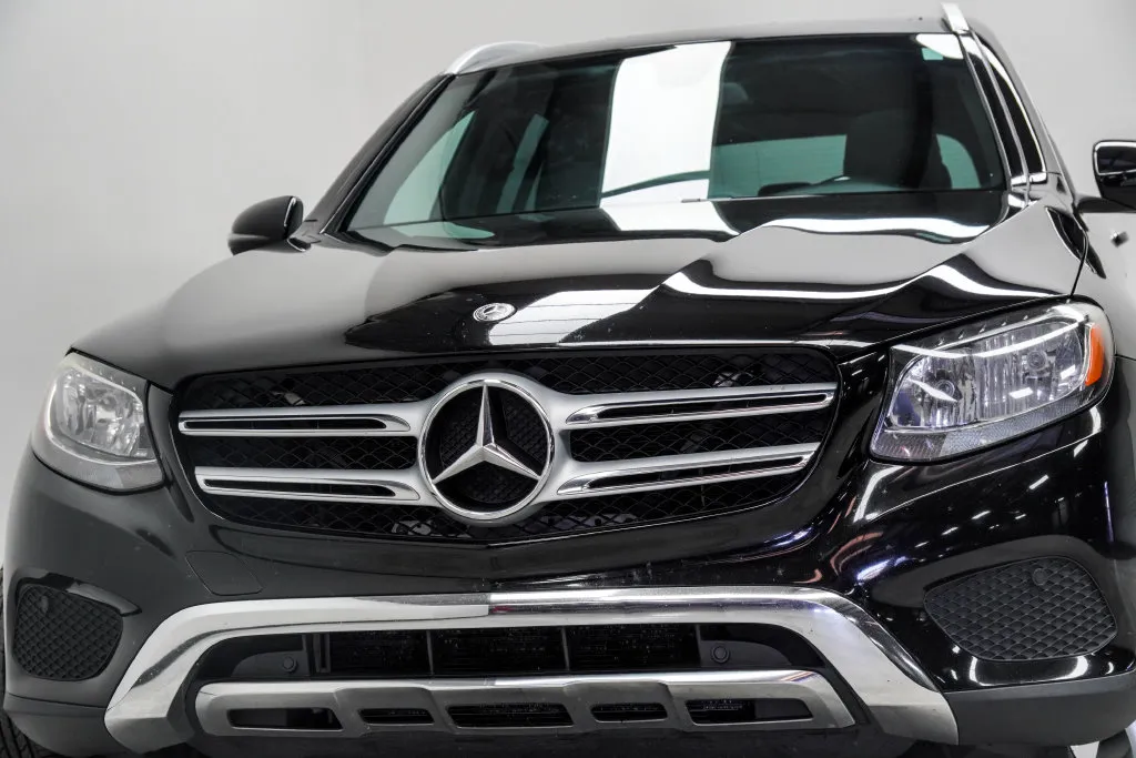 Used 2018 Mercedes-Benz GLC GLC300 with VIN WDC0G4JB2JV038783 for sale in Canton, GA